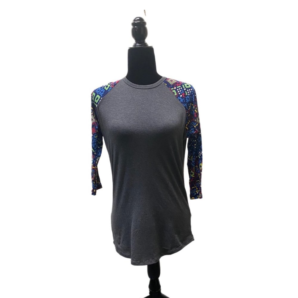 C22 Lula Roe Women's Gray  3/4 Sleeve Randy Top, XS, Pre-Owned
